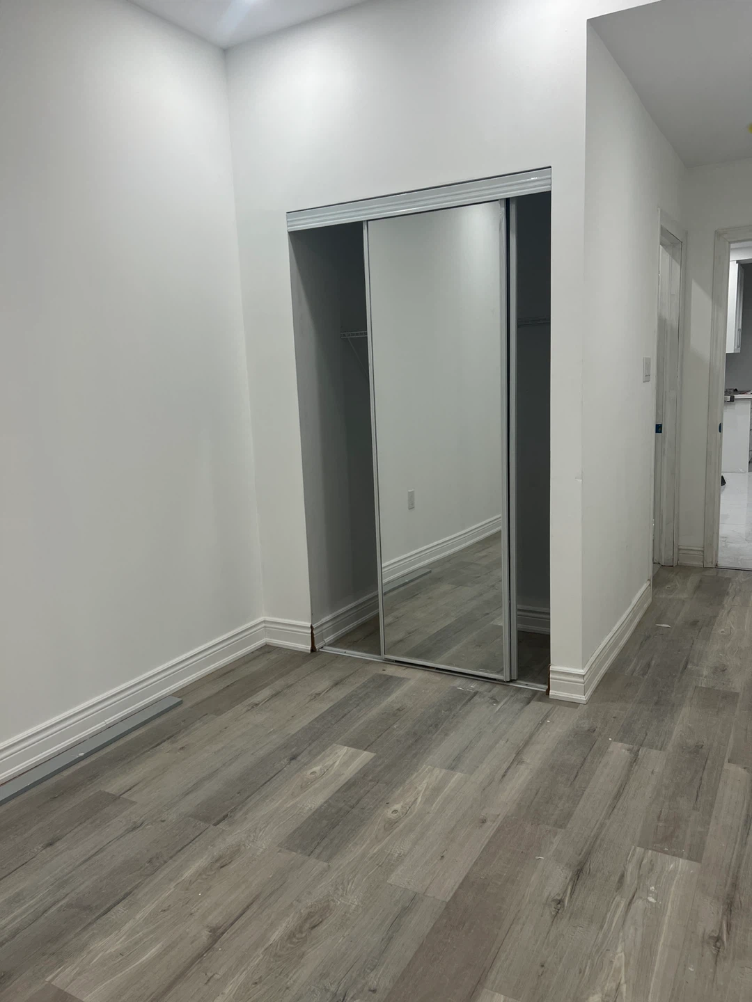 Legal Basement Apartment 3 Beds 2 Baths - photo 3