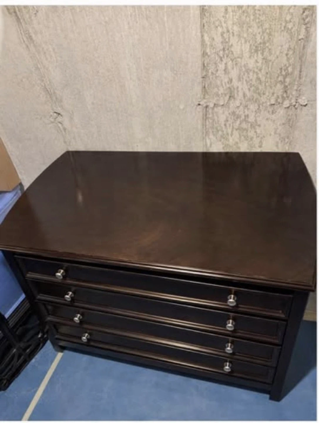 Dark Wood 4-Drawer Dresser