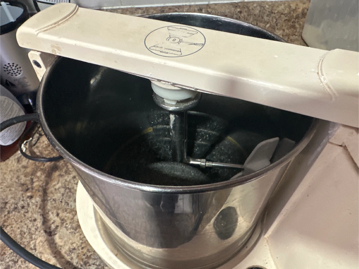 Ultra Wet Grinder - photo 2