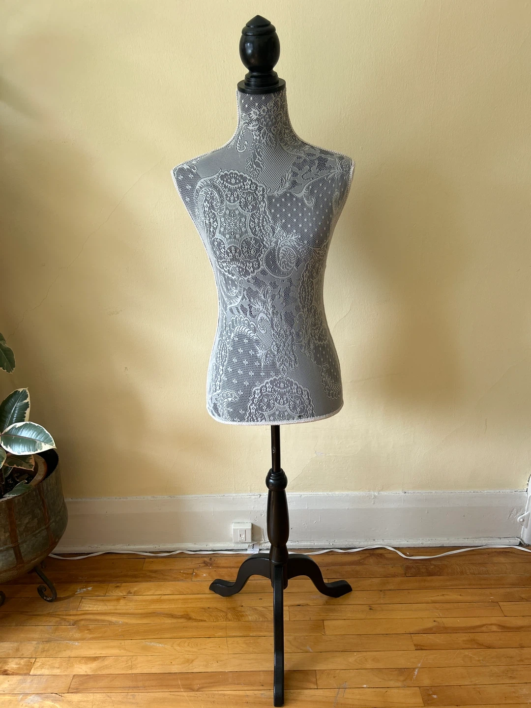Mannequin Dress Stand