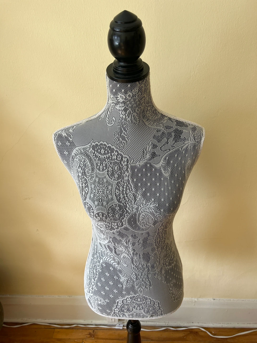 Mannequin Dress Stand - photo 2