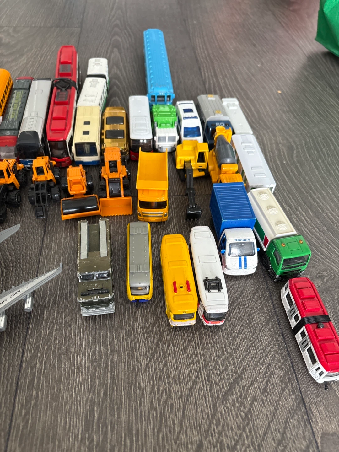 Collection of Toy Vehicles City transport - photo 3