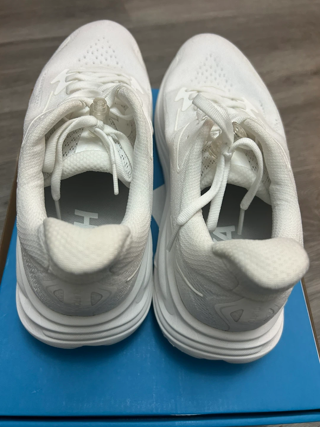 Hoka Clifton 10 size 10 - photo 2