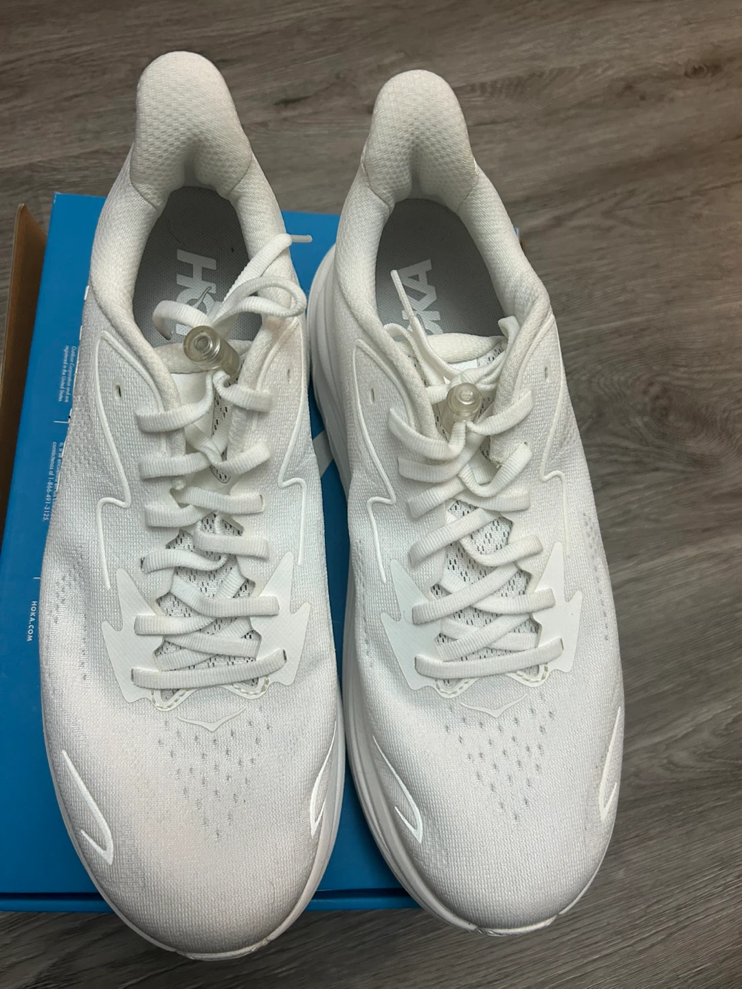 Hoka Clifton 10 size 10