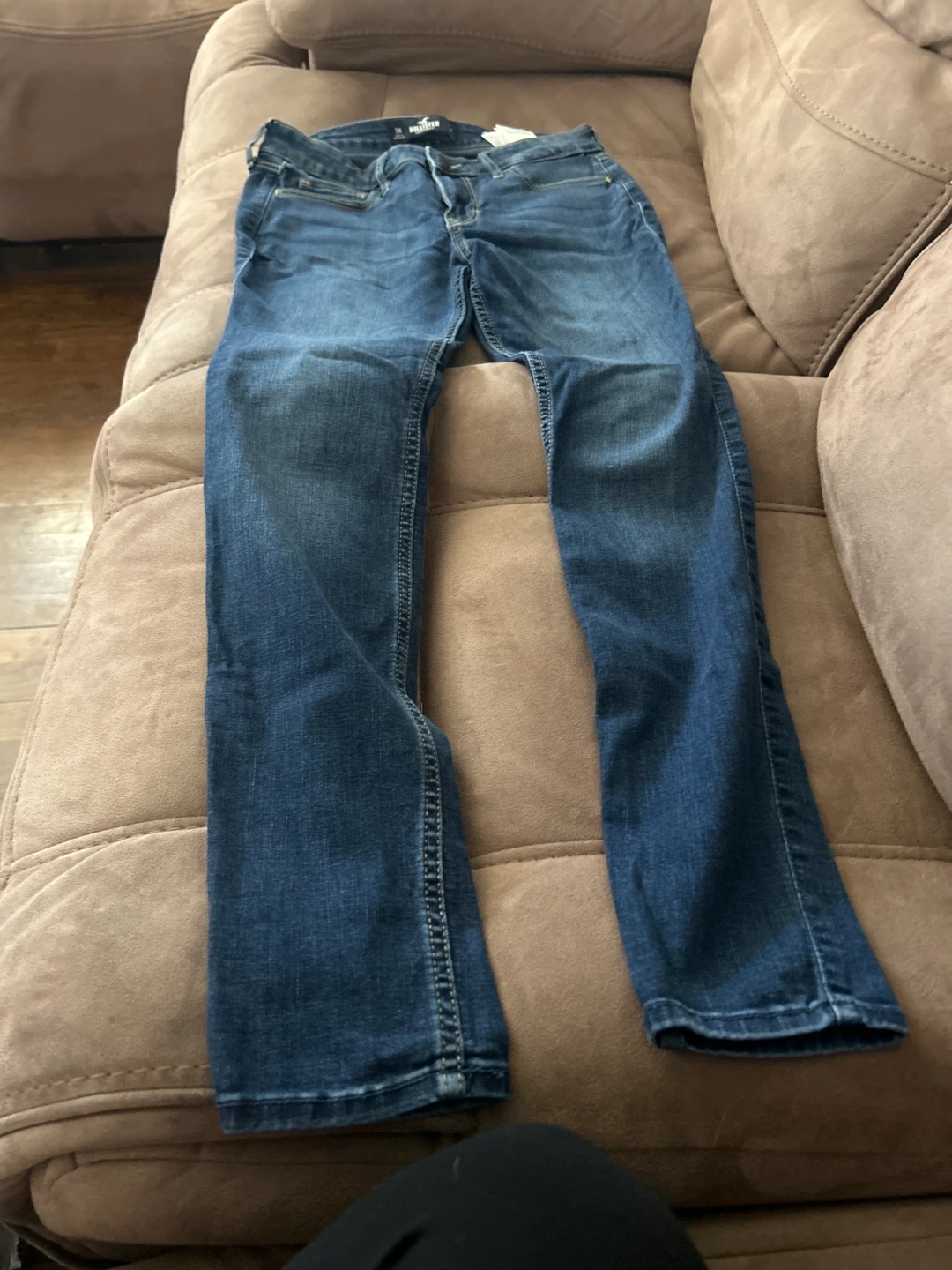 Hollister Women's Blue Denim Jeans Size 28