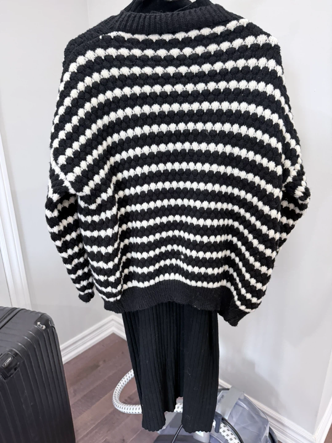 Black and White Striped Knit Cardigan - photo 2