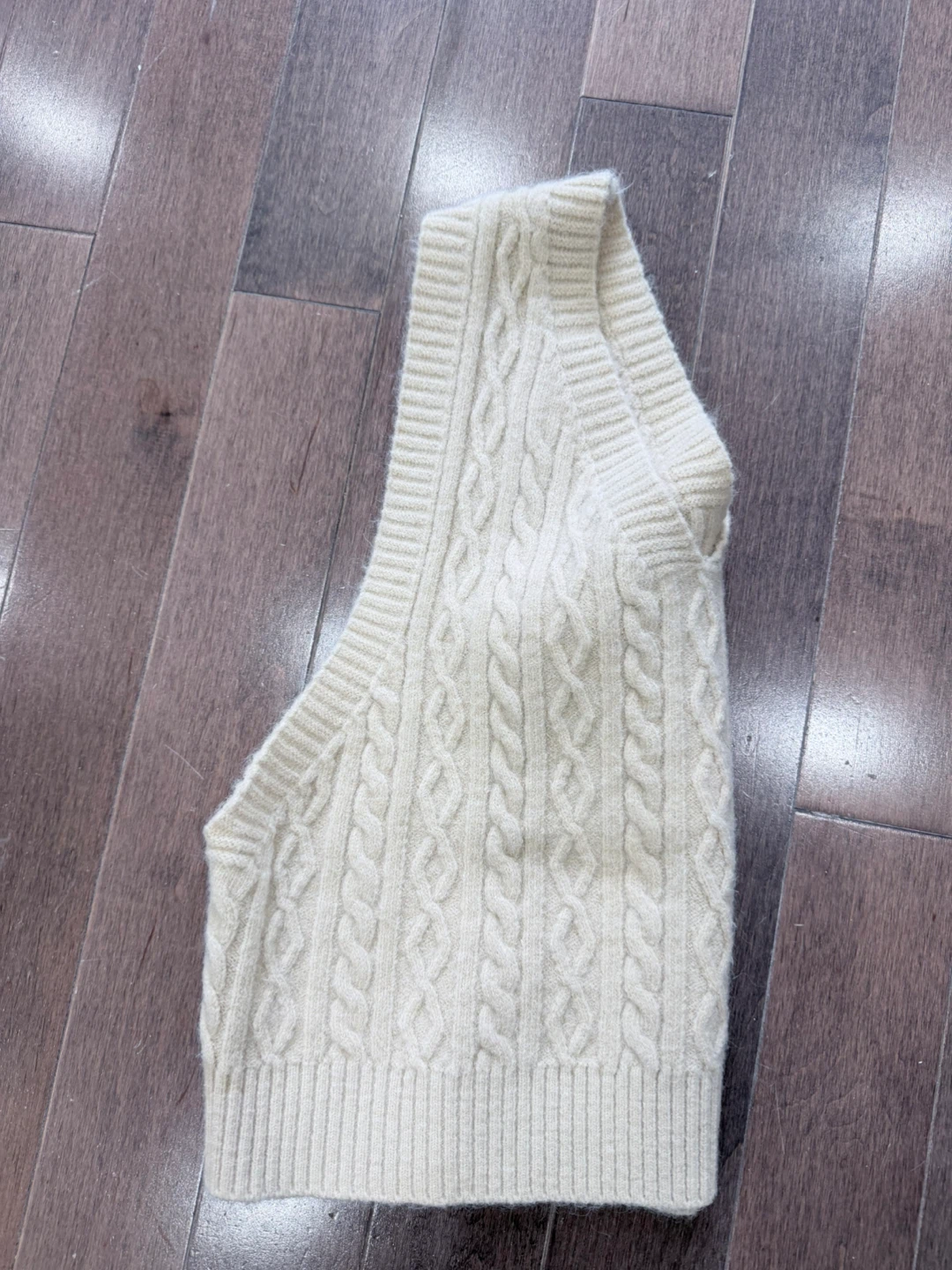 Cream Cable Knit V-Neck Sweater Vest - photo 2