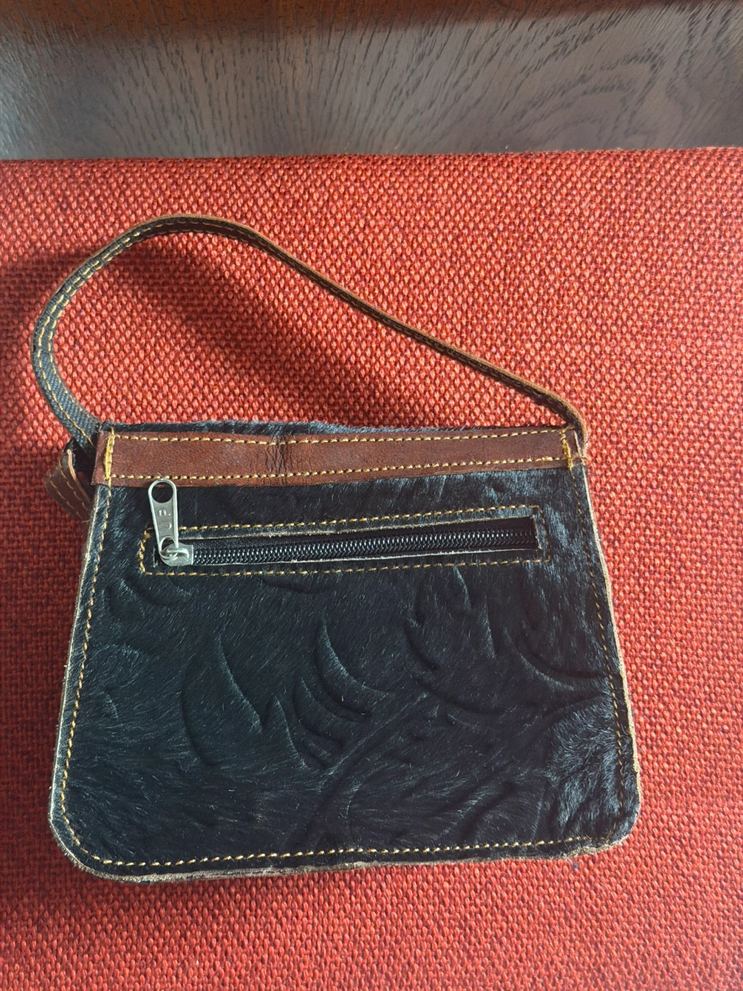 Small Fur and Leather Handbag - photo 2