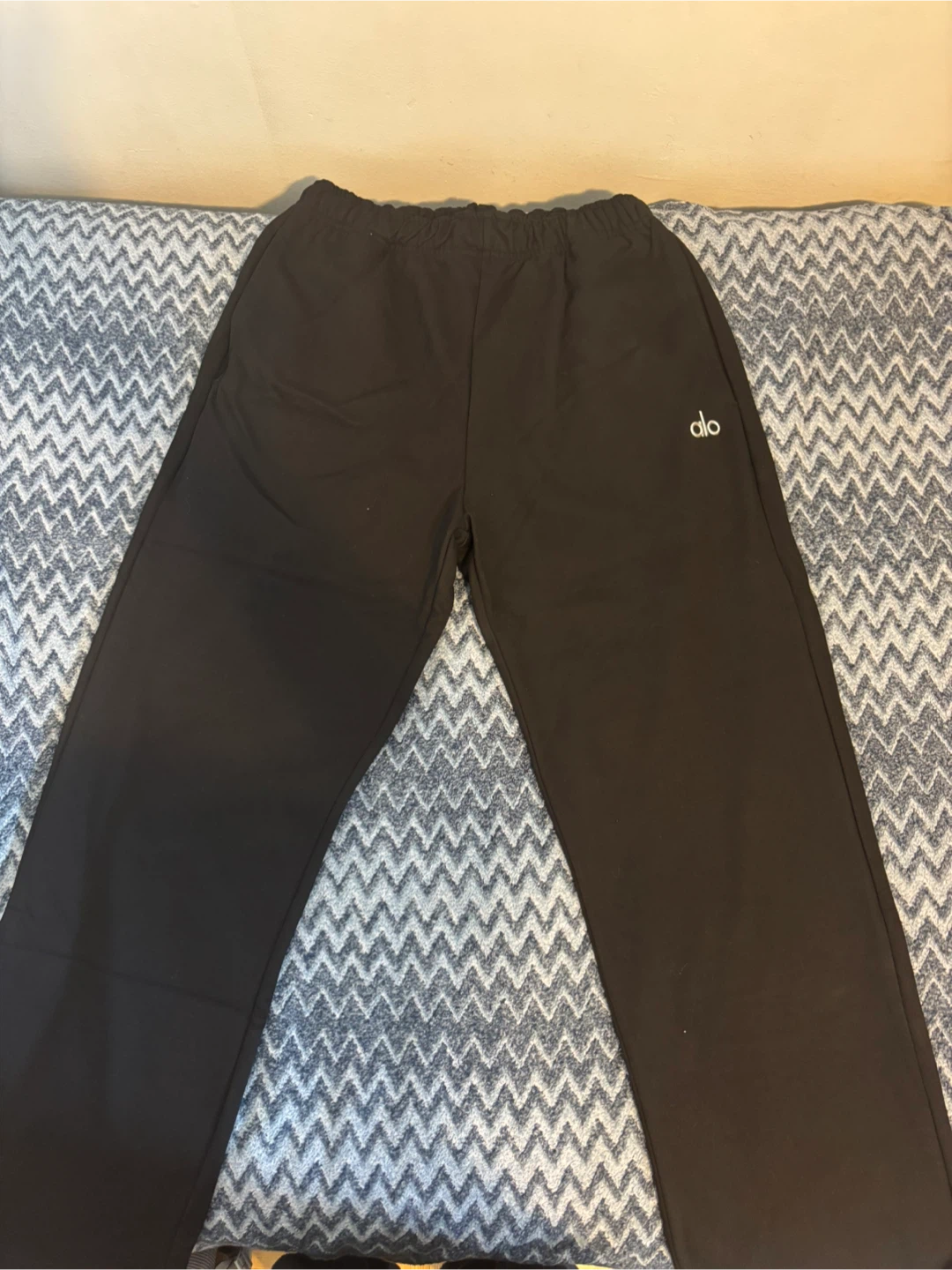 ALO SWEATPANTS ‘Black’