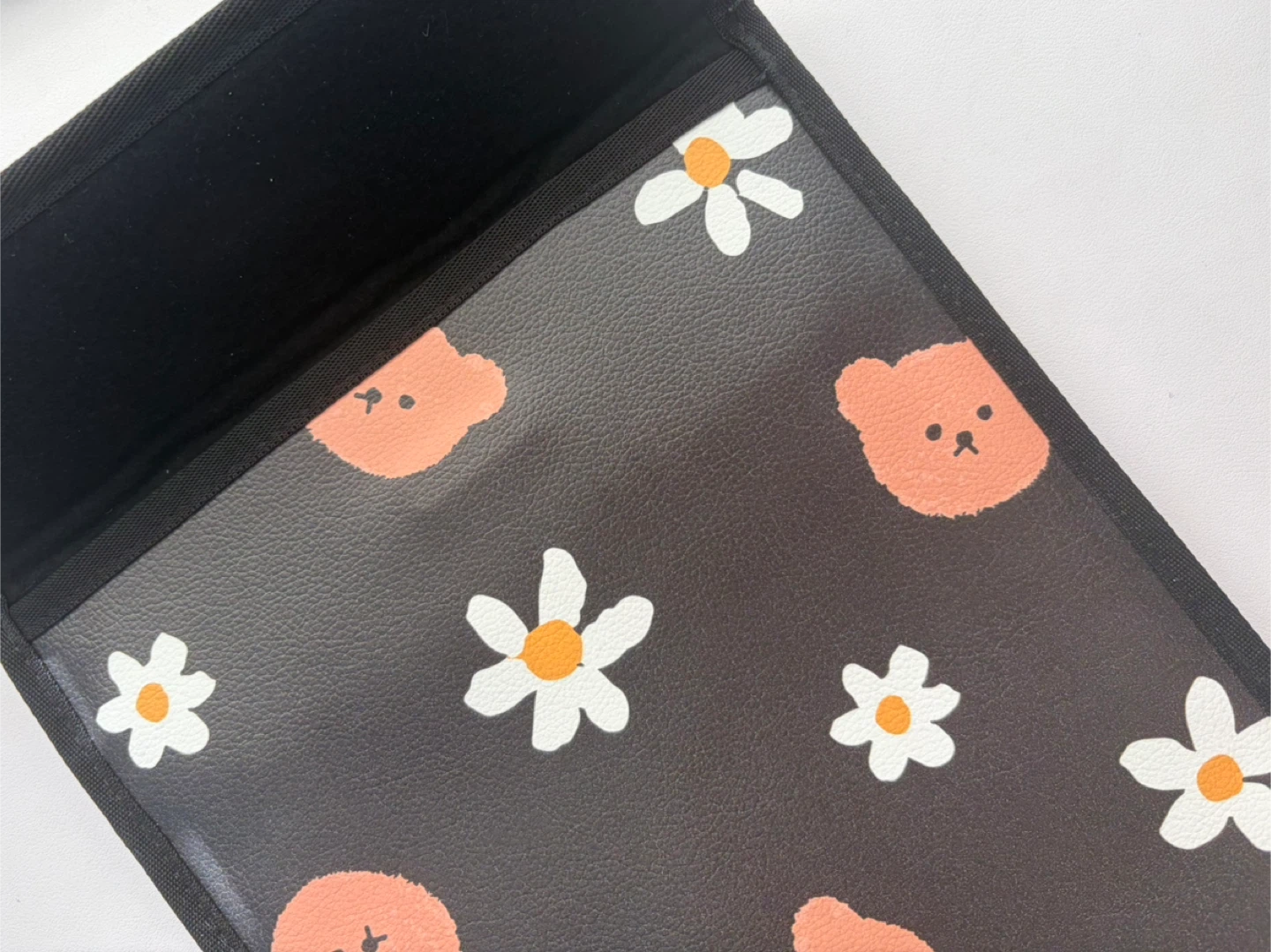 iPad Leather Pouch (EarpEarp) - photo 4