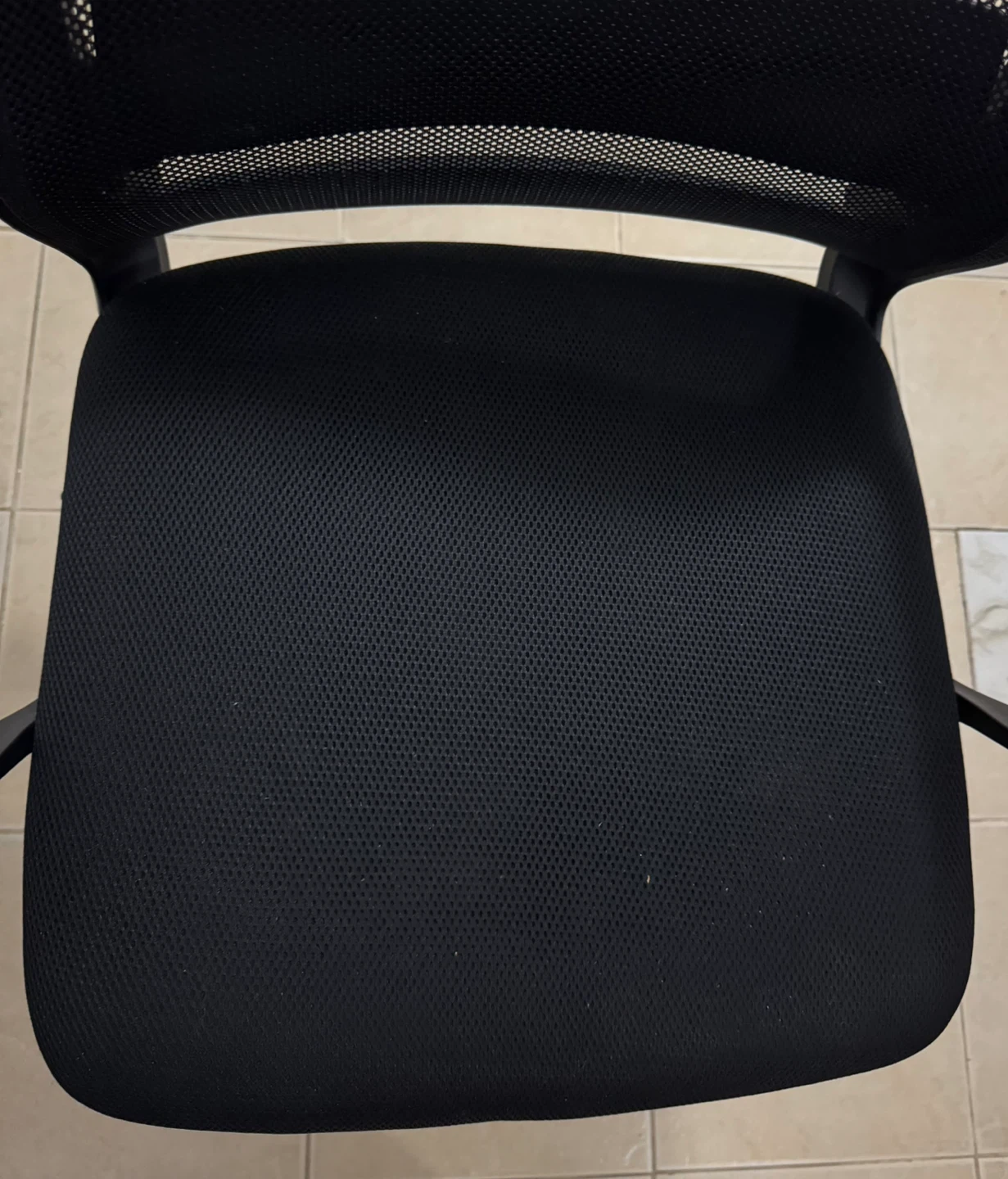 Black Mesh Office Chair with Wheels - photo 4