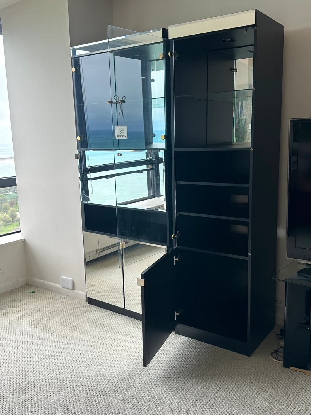 LIGHTED MIRROR WALL UNIT/DISPLAY/BAR CABINET WITH STORAGE - photo 5