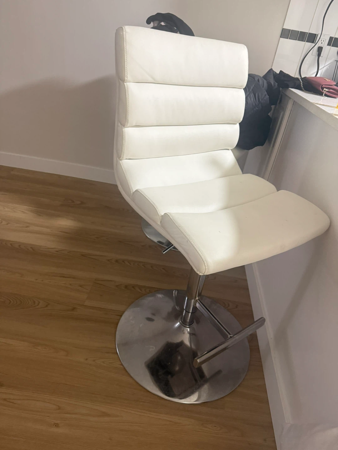 White Bar Stool - photo 2