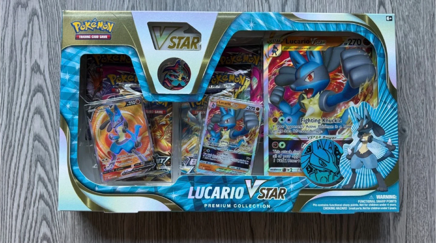 Pokemon Lucario VSTAR Premium Collection