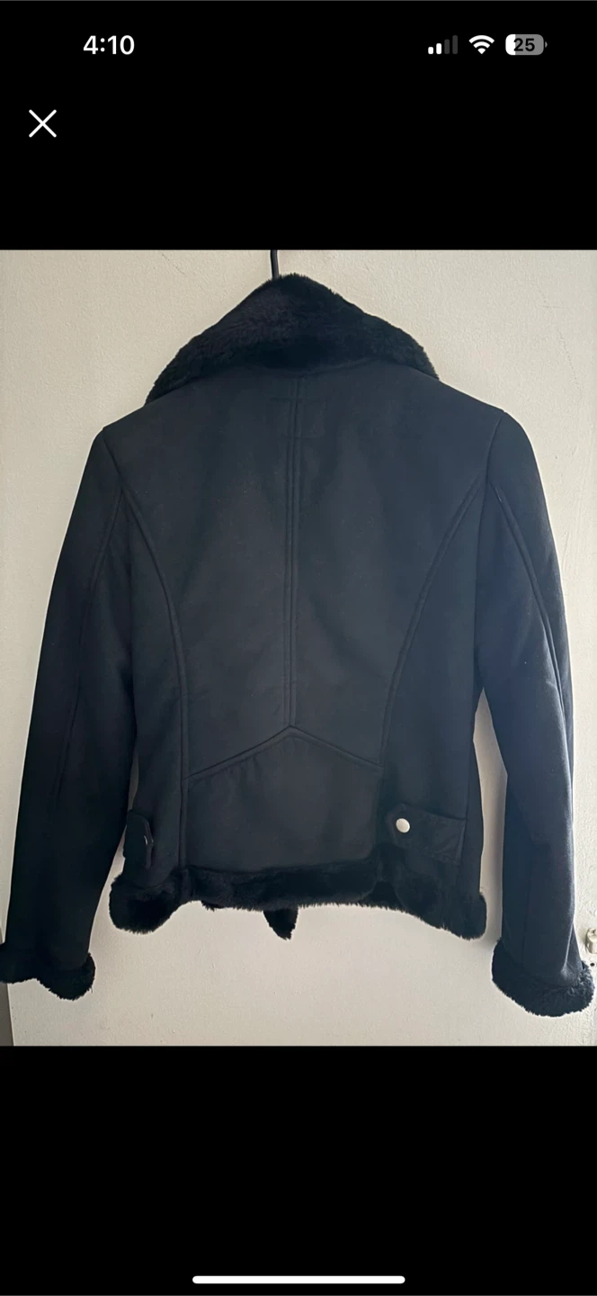 GUESS Black Faux Suede Biker Jacket with Faux Fur Trim - photo 2