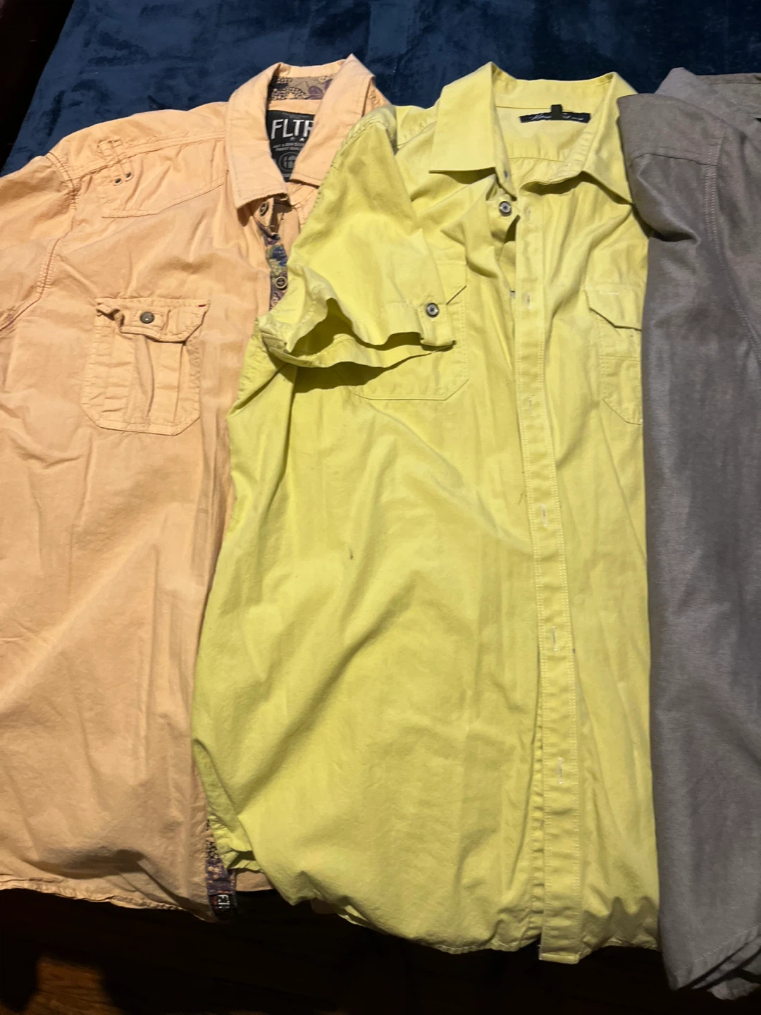 3 Men's Short Sleeve Button-Down Shirts  size (L) - photo 5