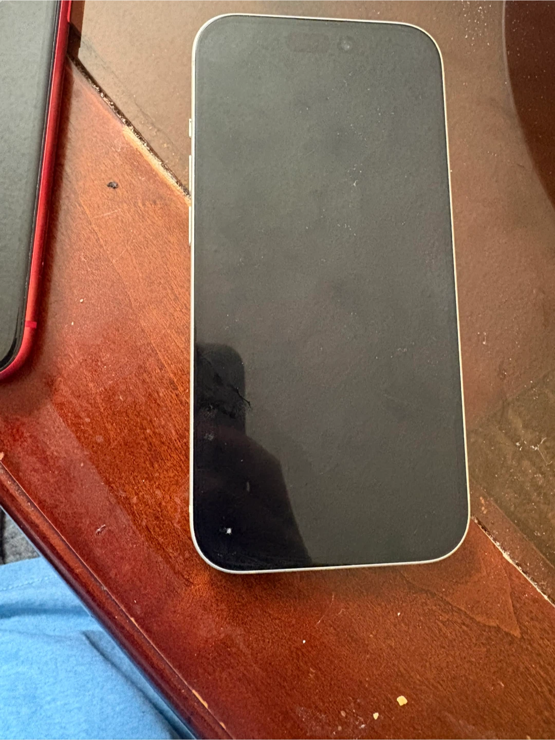 Apple iPhone 15 Yellow 128GB - photo 2