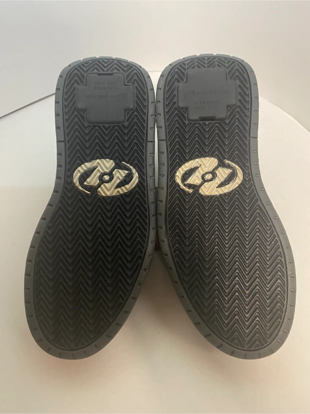 black heelys -no wheels -never worn-(delivery available) - photo 4
