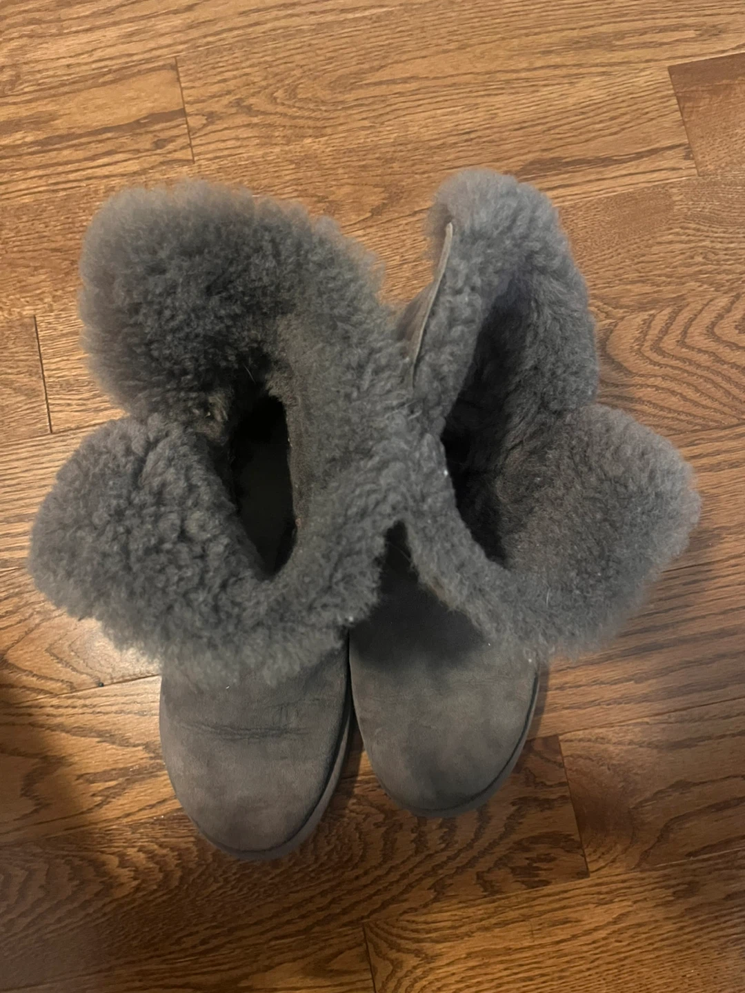 UGG Australia Grey Sheepskin Boots - photo 2