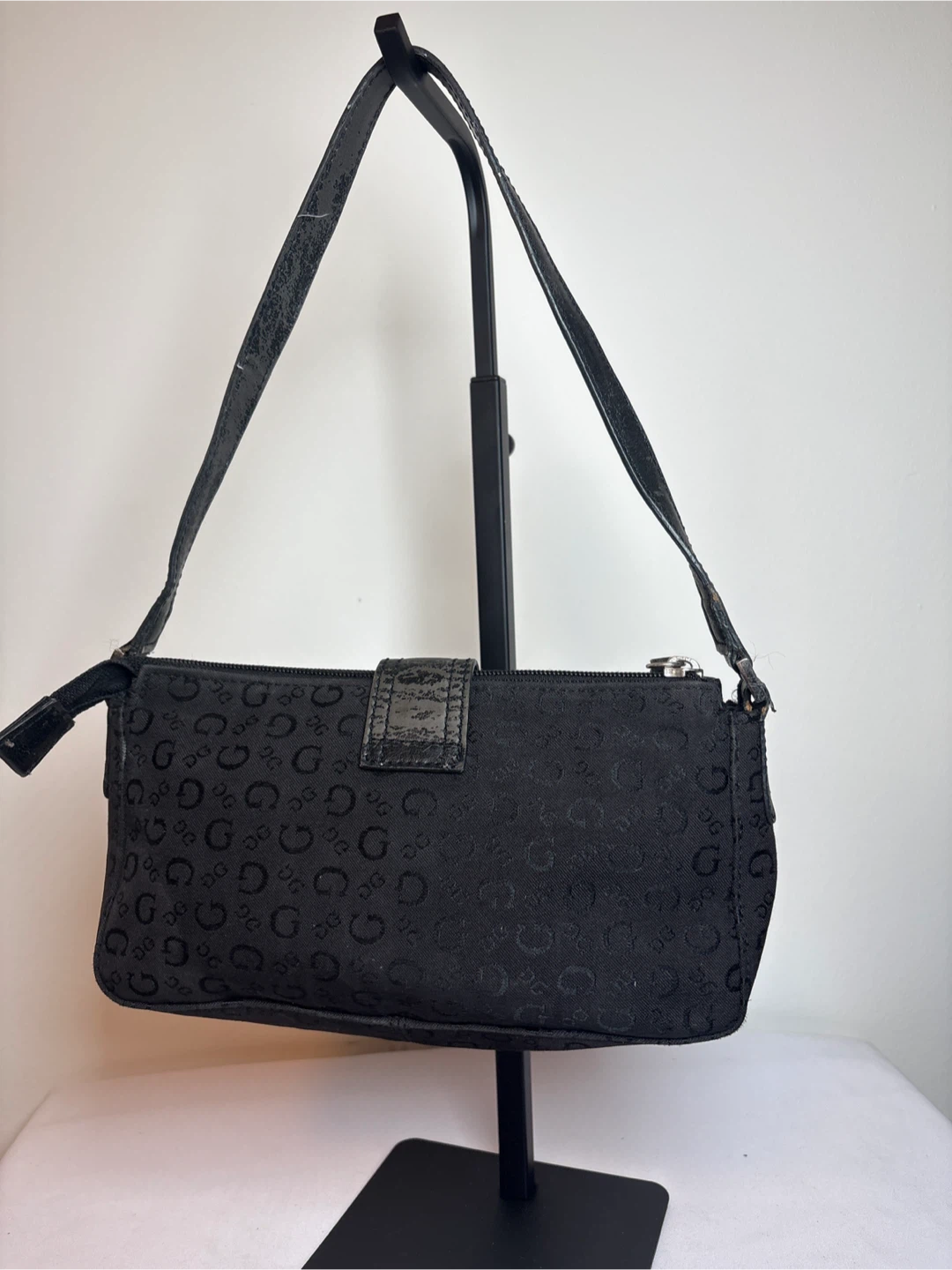 Black Guess Shoulder Bag - photo 3