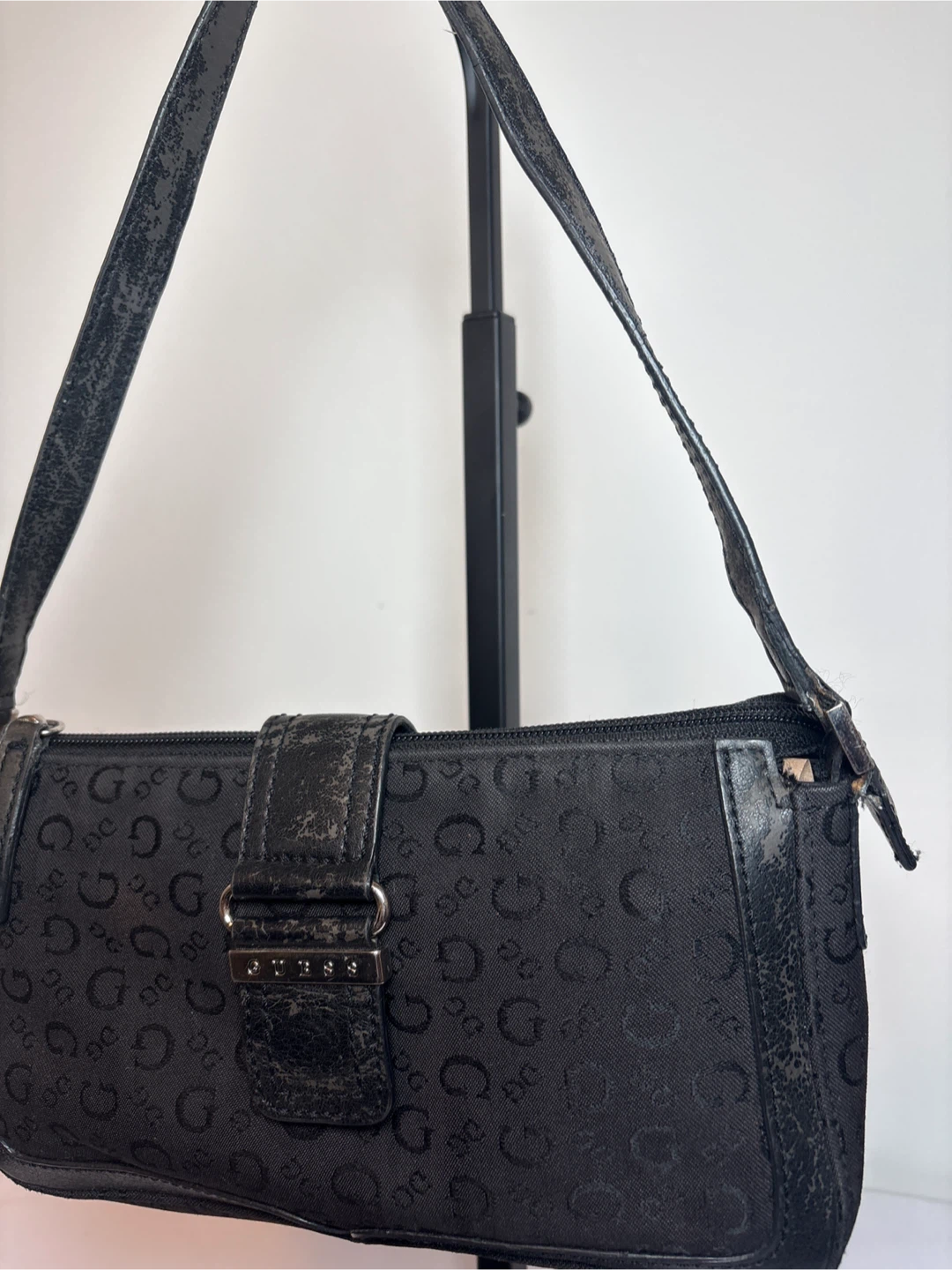 Black Guess Shoulder Bag - photo 2