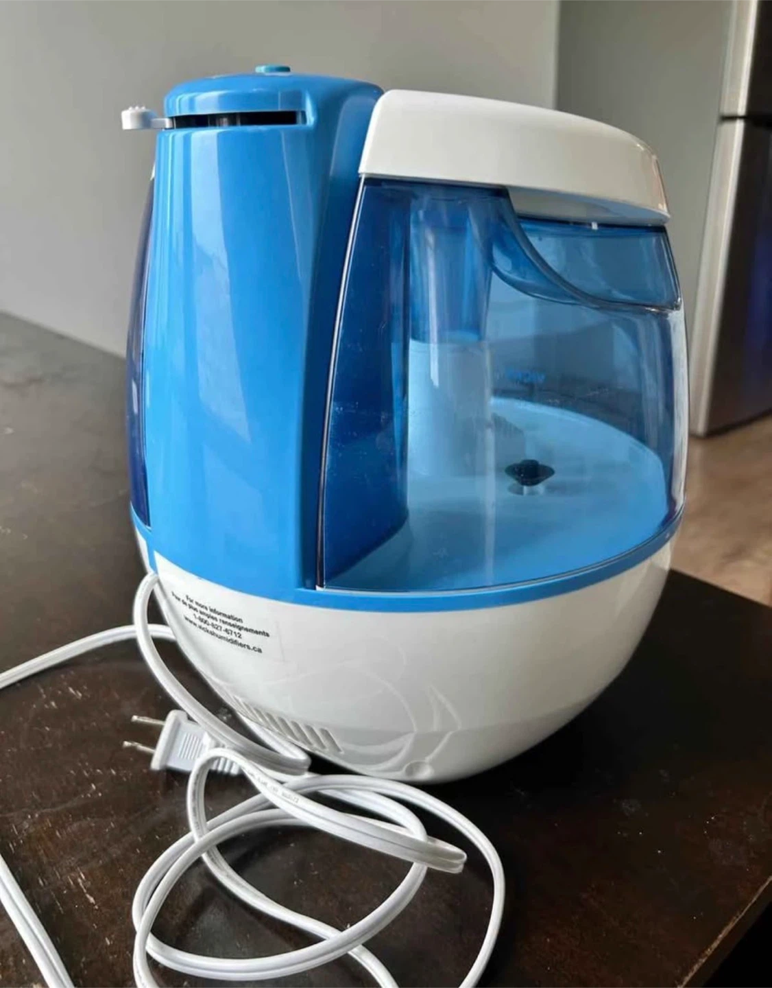 Vicks Blue and White Humidifier - photo 3