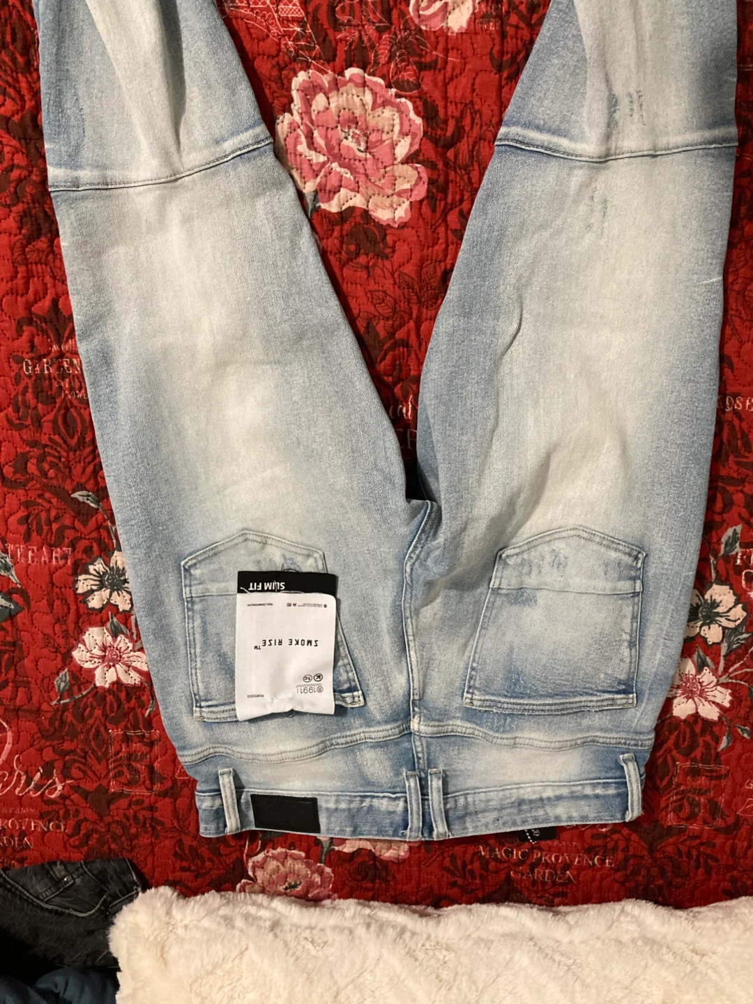Smoke Rise Men's Light Wash Distressed Jeans - Size 34x32