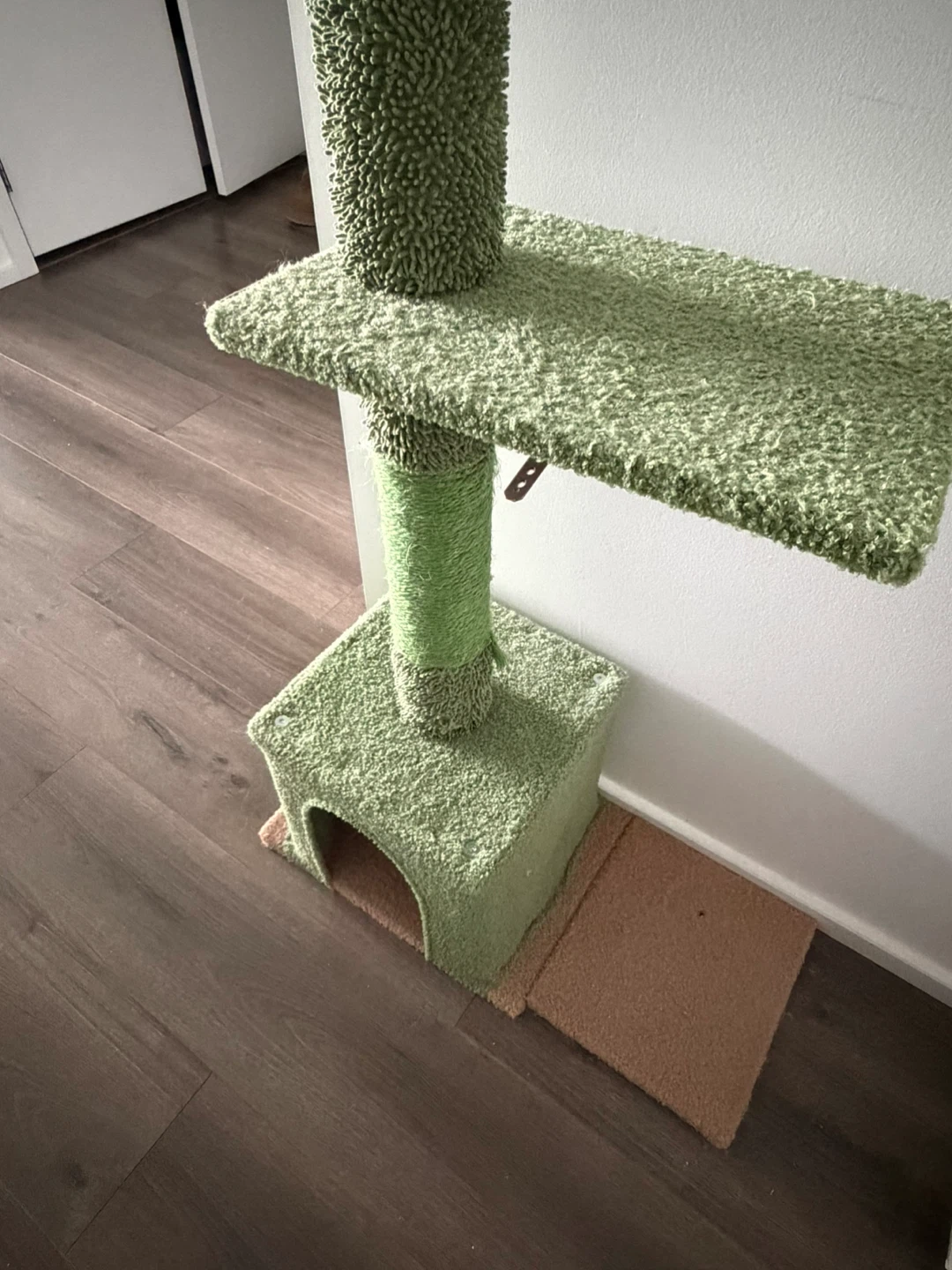 FREE Cat Tower - photo 2