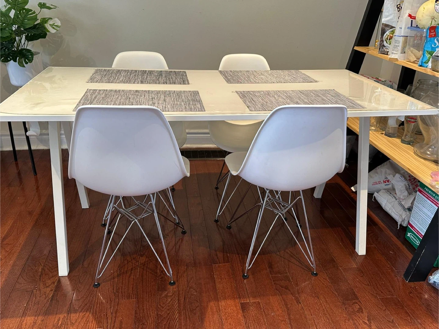 White Dining Table with 4 Chairs - photo 3
