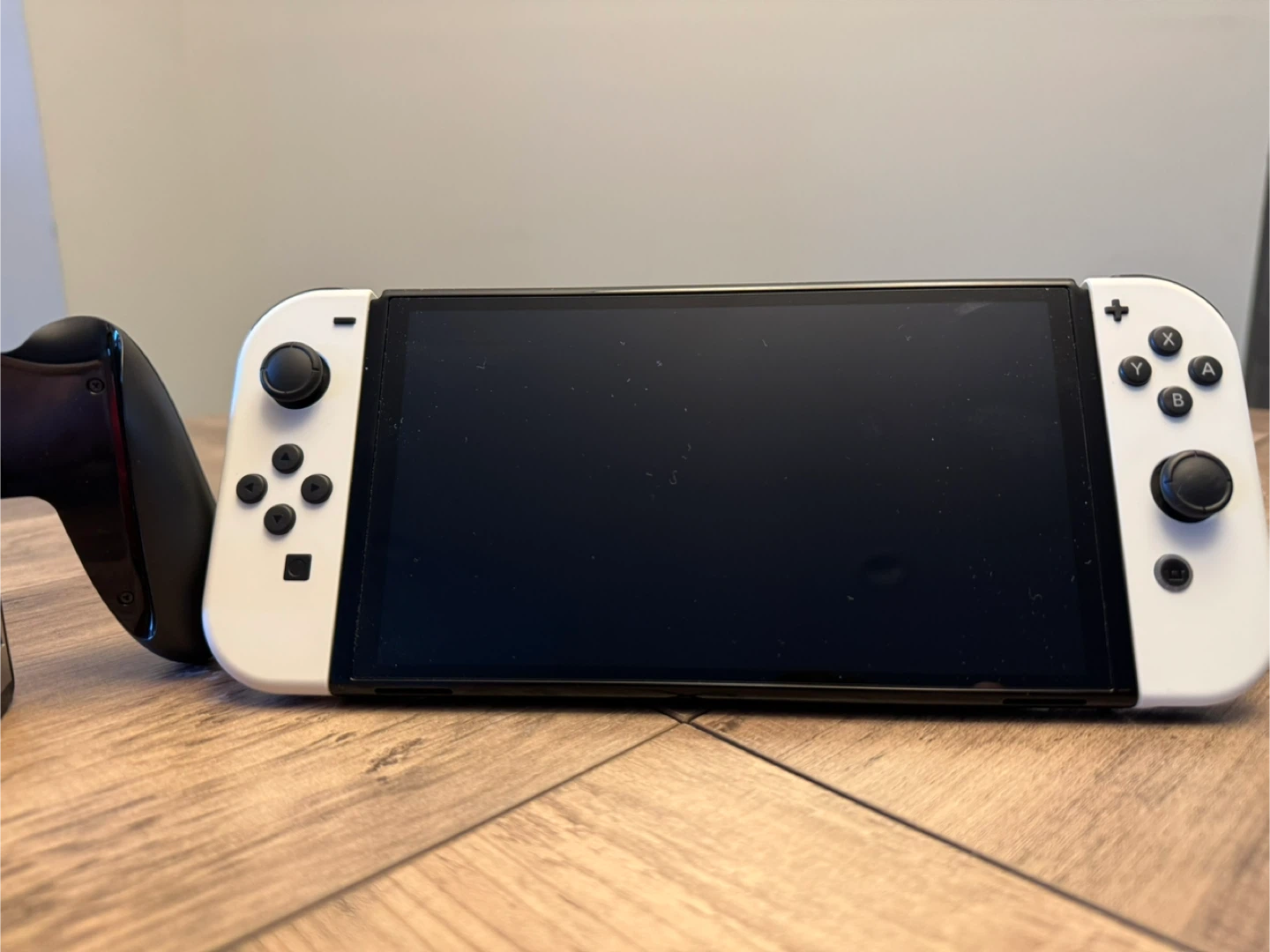 Nintendo Switch OLED Model w/ Zelda & Mario Games - photo 3