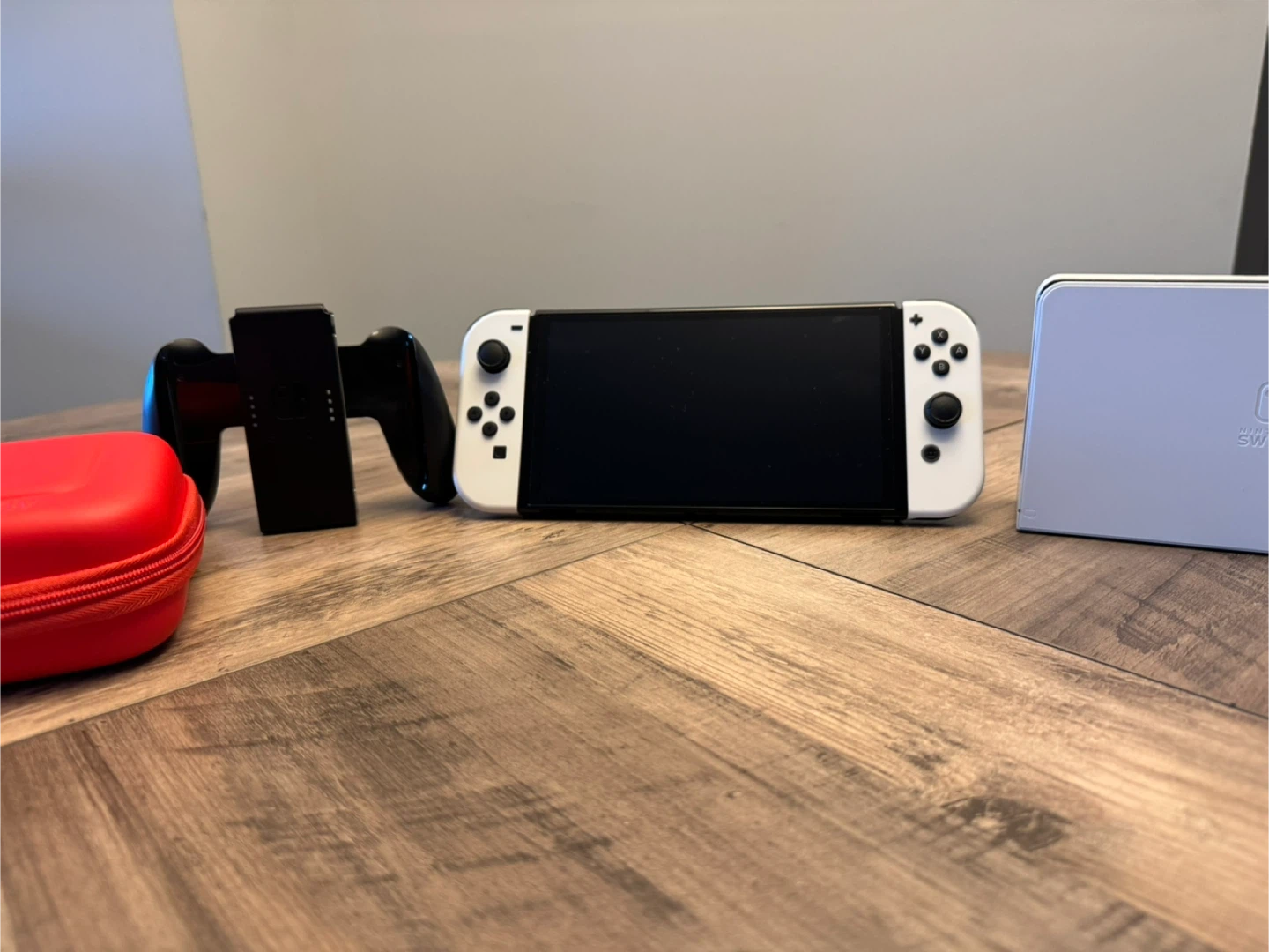 Nintendo Switch OLED Model w/ Zelda & Mario Games