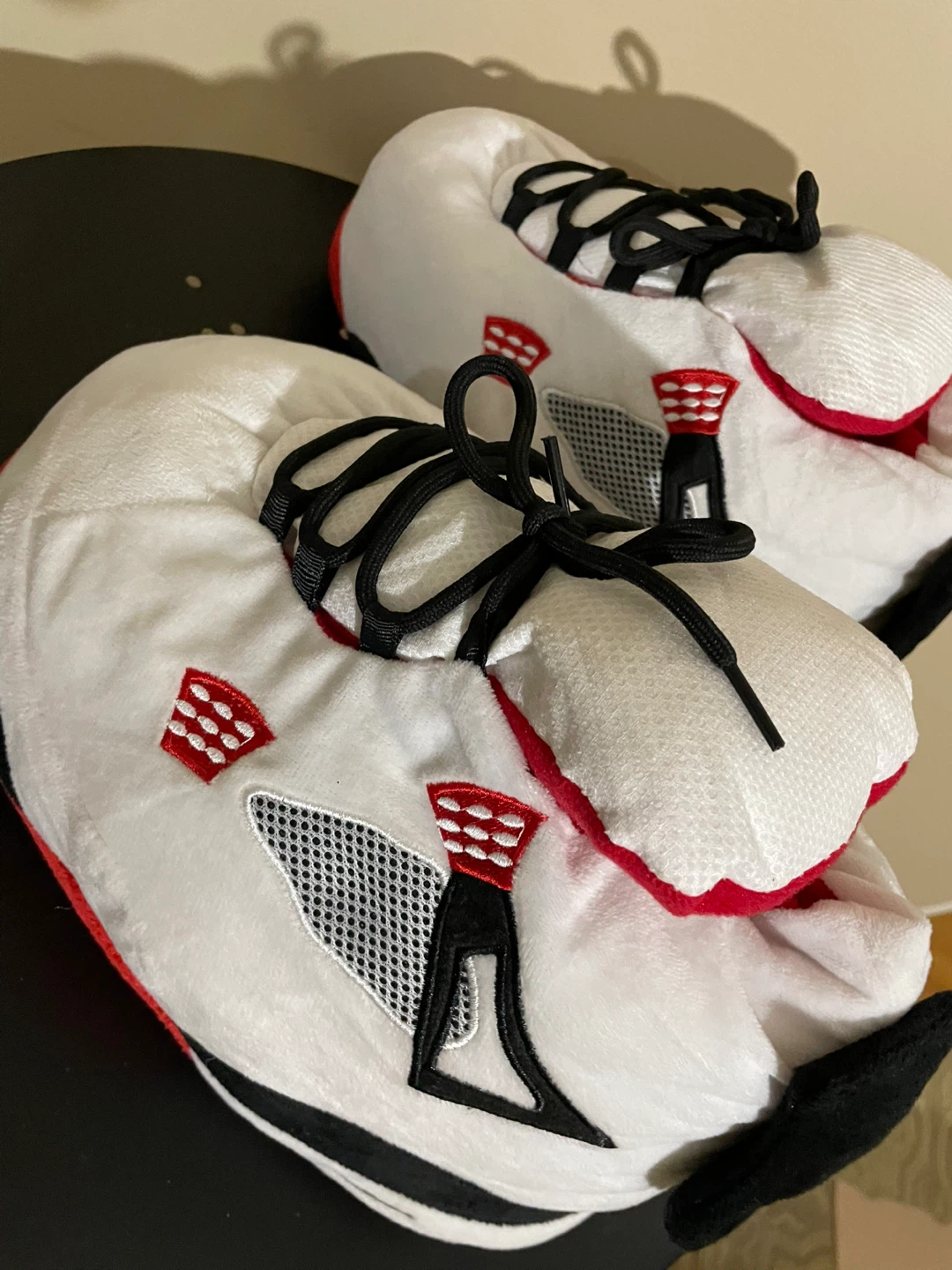 Air Jordan Inspired Slippers - Size 45 - photo 2