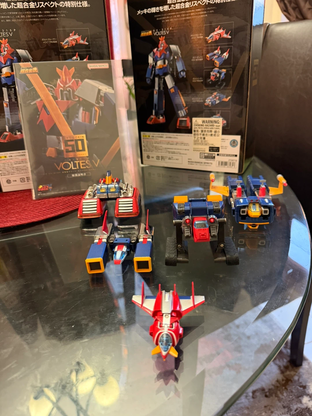 Bandai Tamashii Nations Chogokin Voltes V - photo 4