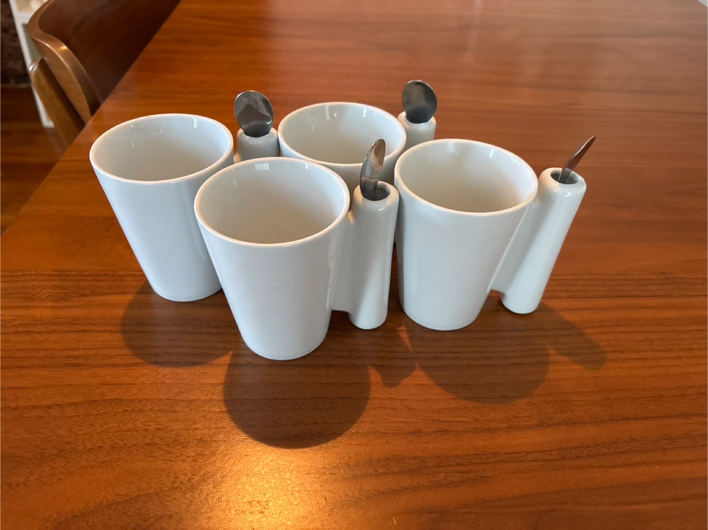 Set of 4 White Ceramic Mugs with Spoons