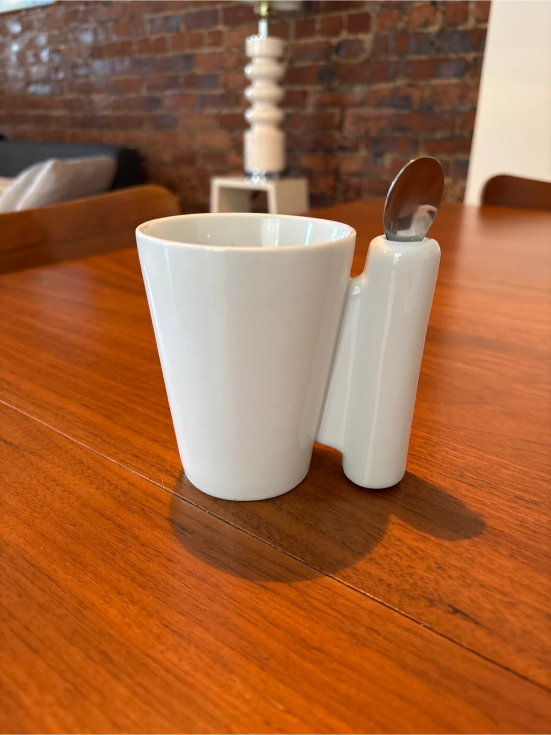 Set of 4 White Ceramic Mugs with Spoons - photo 2