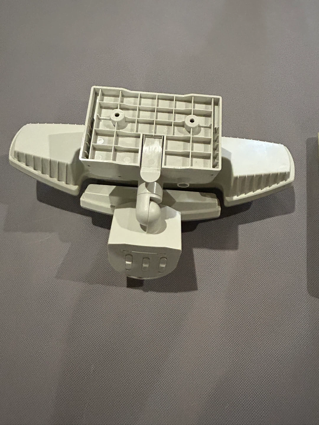 LED Security Light with Motion Sensor - photo 2