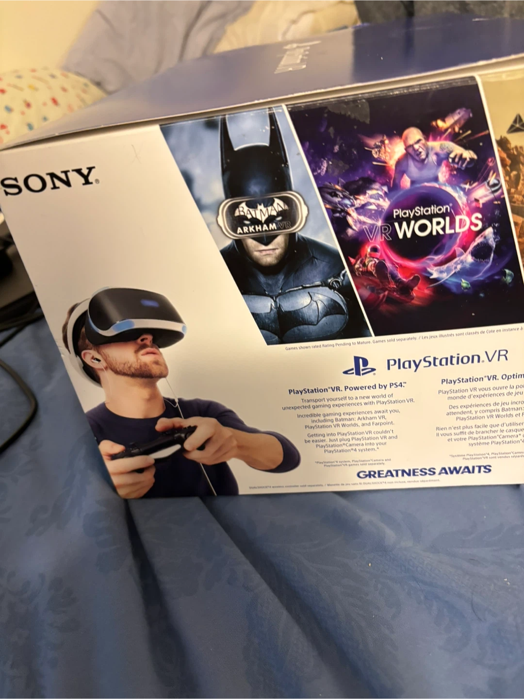 Sony PlayStation VR Headset with 4 Move Controllers