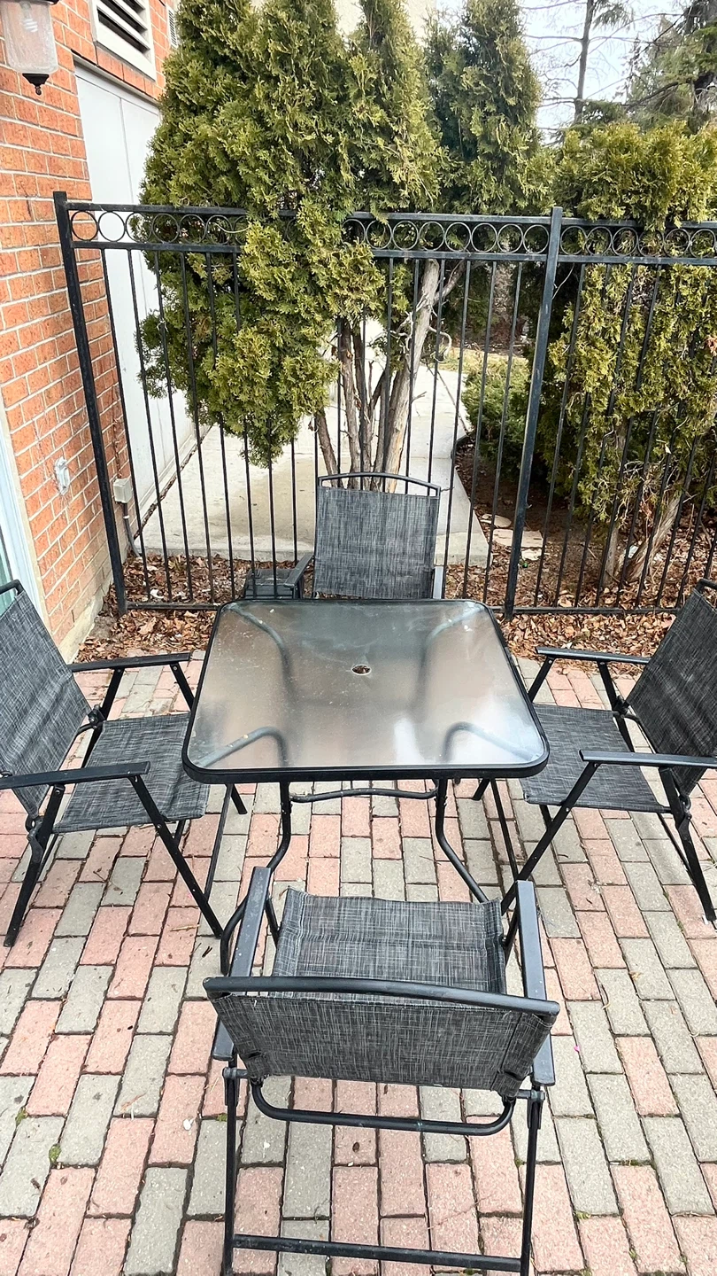 6 piece Patio furniture with umbrella