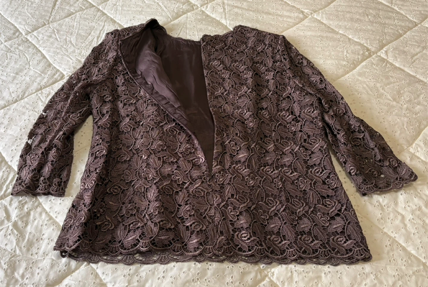Women's Brown Lace Top and Skirt Suit Set - photo 4