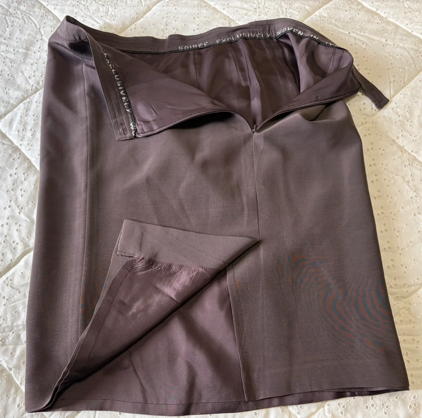 Women's Brown Lace Top and Skirt Suit Set - photo 5