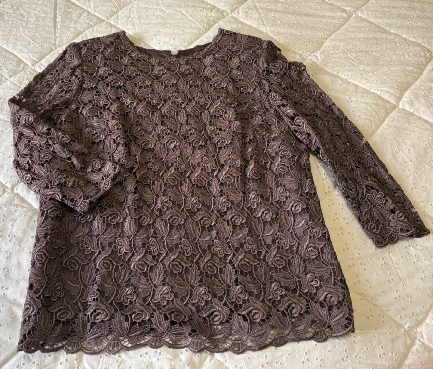 Women's Brown Lace Top and Skirt Suit Set - photo 2