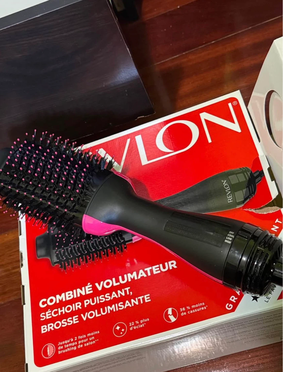 Revlon One-Step Hair Dryer and Volumizer Hot Air Brush