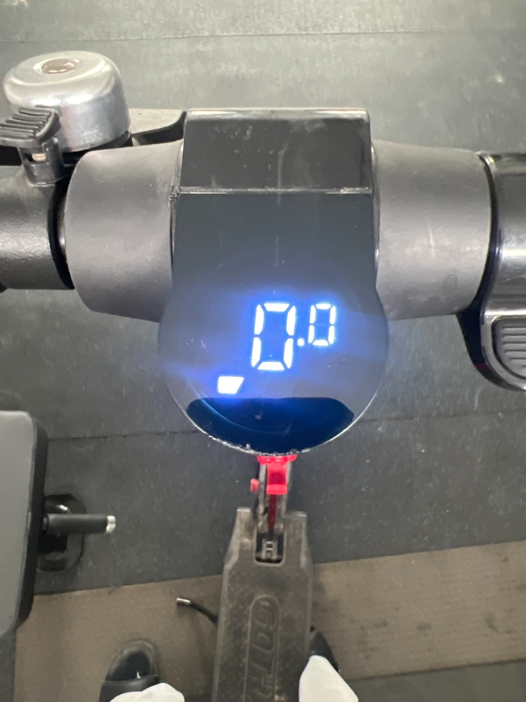 Gotrax Electric Scooter - photo 2
