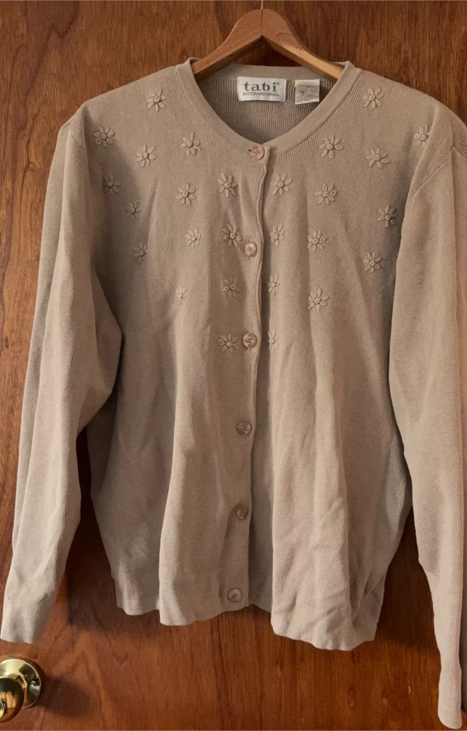 🥕 free Tabi International Button-Up Cardigan fits L/M - photo 3
