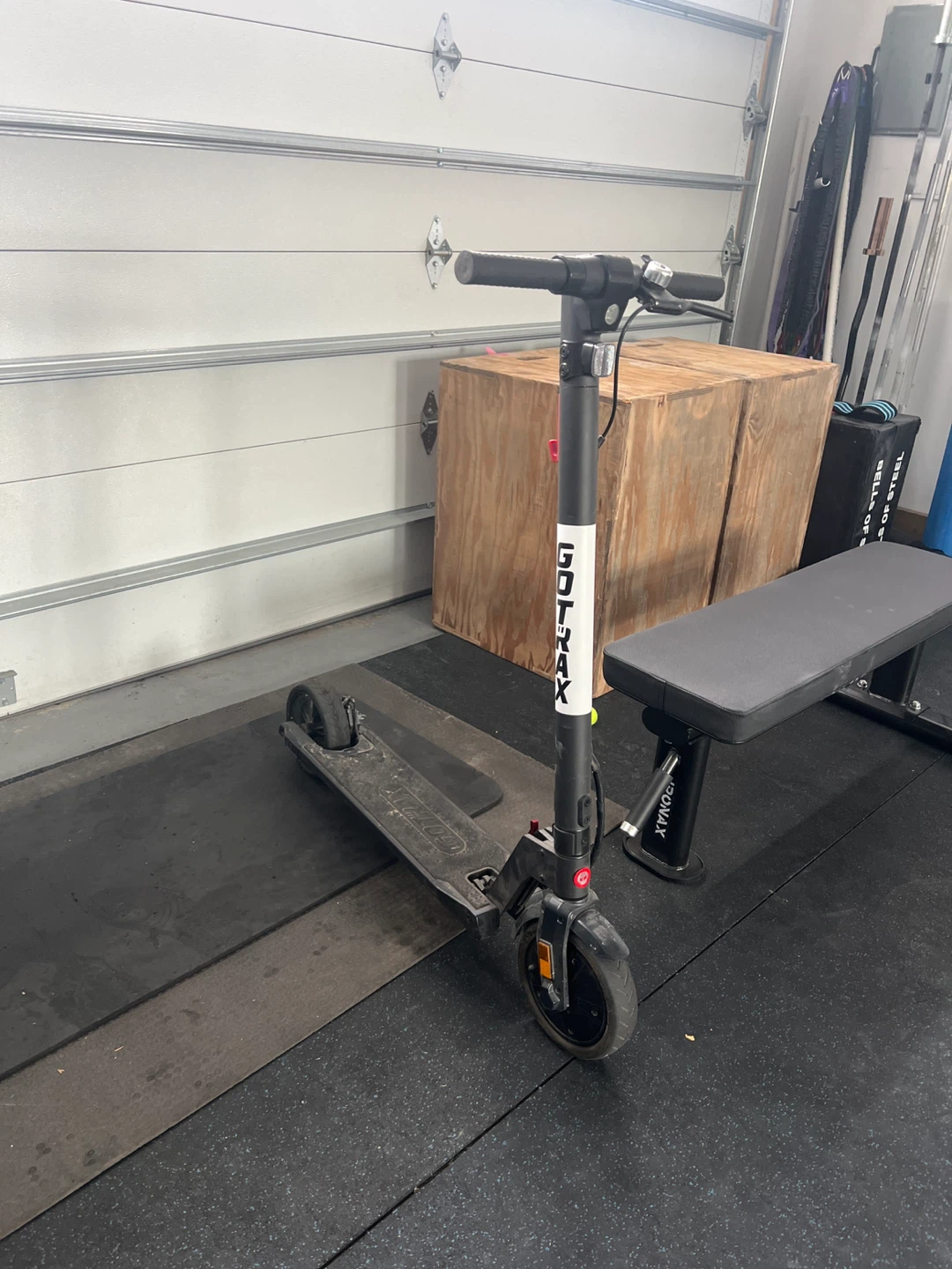 Gotrax Electric Scooter - photo 3