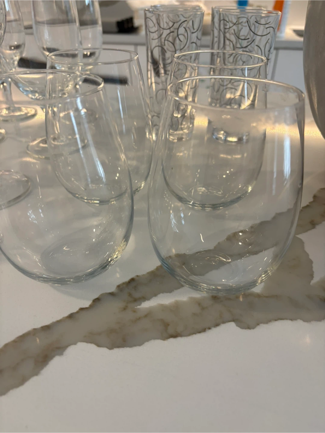 Assorted Glassware Set - photo 3