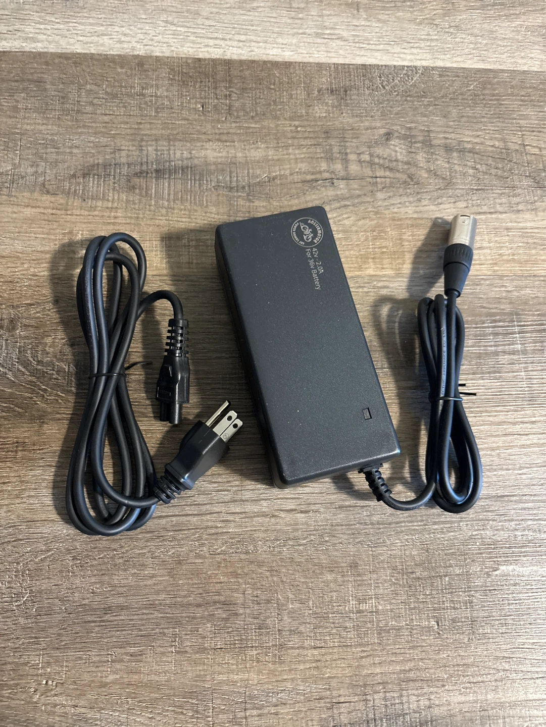 E-bike Battery Charger 42V 2.0A