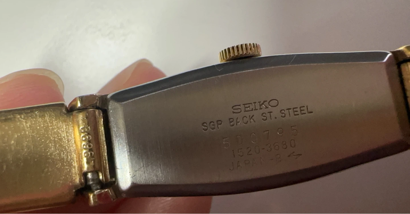 Seiko Women's Gold-Tone Watch - photo 4