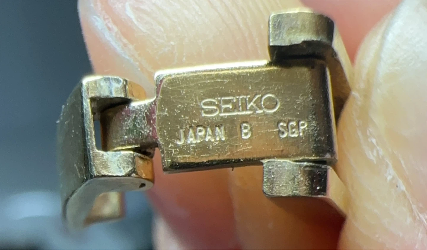 Seiko Women's Gold-Tone Watch - photo 2