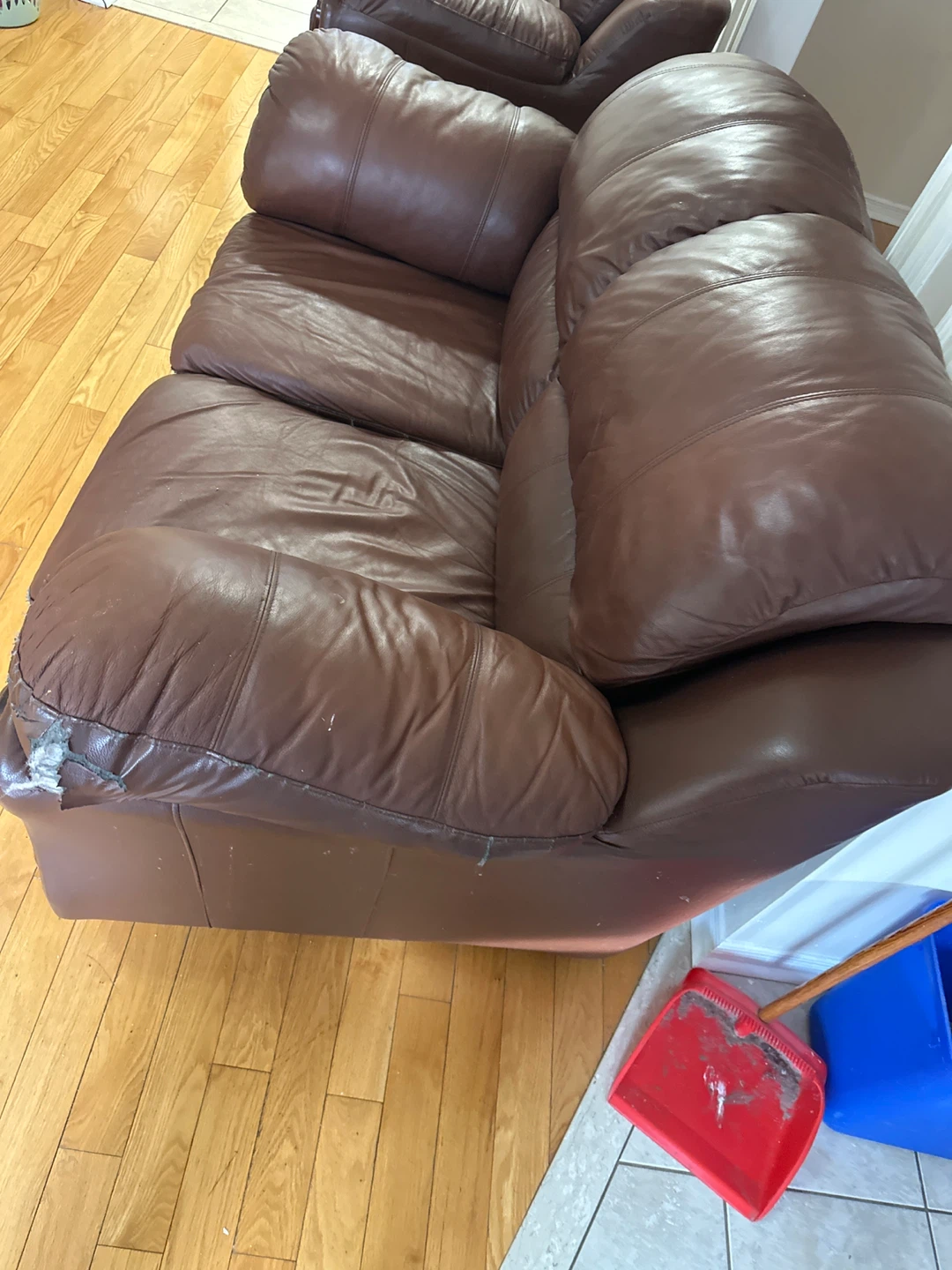 Brown Leather Sofa and Armchair Set - photo 2